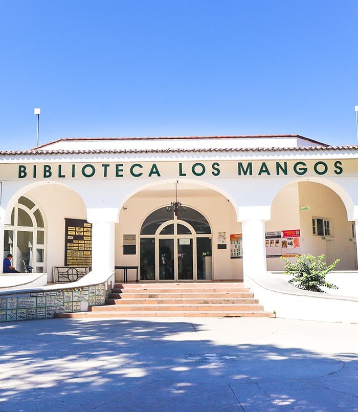 Biblioteca Los Mangos Centro Cultural